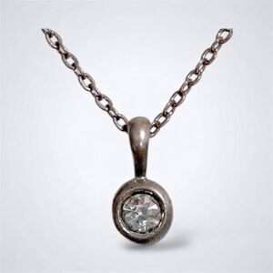 Diamond Solitaire Pendant Necklace Sparkling Minimalist Timeless Vintage